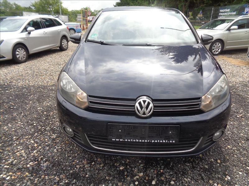 Volkswagen Golf (2011) 1,2 - fotka 2 z 19