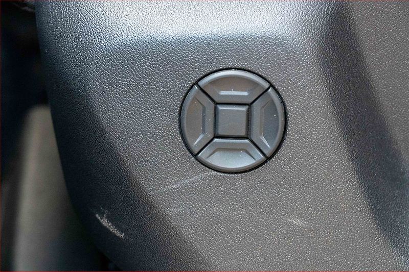 Volkswagen Tiguan (2025) Life 1.5 eTSI - fotka 18 z 22