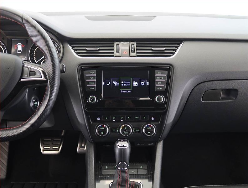 Škoda Octavia (2016) 2.0 TDI, Automat, Kůže, Navi - fotka 12 z 26