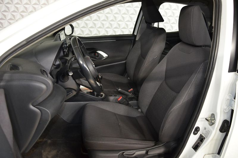Toyota Yaris (2022) - fotka 10 z 17