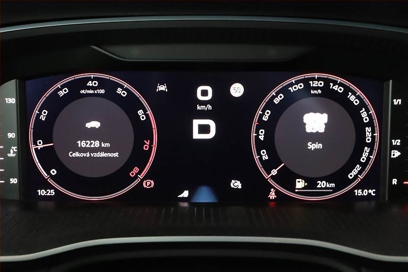 Škoda Octavia (2024) RS 2.0 TSI, RS, Matrix FullLed - fotka 8 z 22