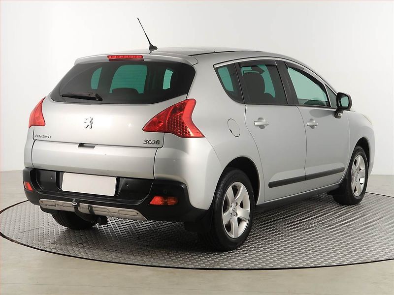 Peugeot 3008 (2012) 1.6 HDi, Tempomat - fotka 5 z 17