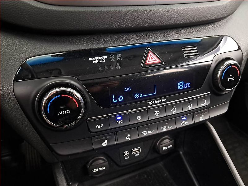 Hyundai Tucson (2016) 1.7 CRDi, Navi, Tempomat - fotka 17 z 21