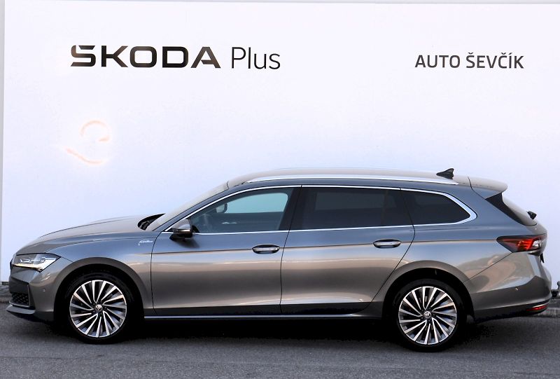 Škoda Superb (2024) Combi 2.0 TDI 110 kW L&K DSG 7 - fotka 3 z 31