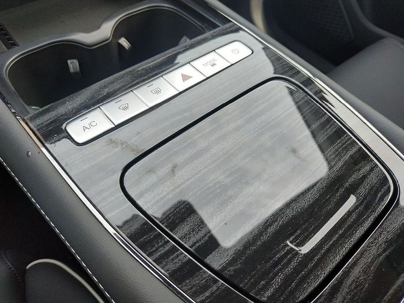 Omoda 5 1.5T Premium, HEV, AT, REZERVA - fotka 27 z 30