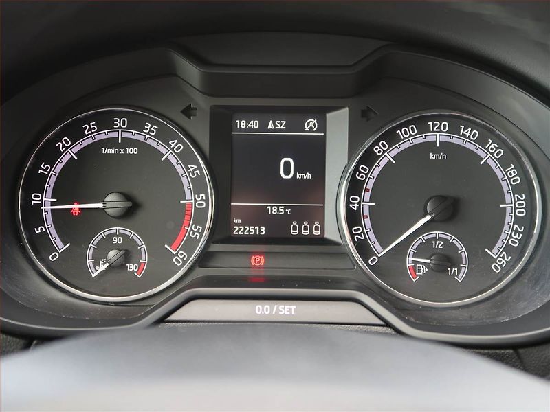 Škoda Octavia (2018) 1.6 TDI, Serv.kniha, Navi - fotka 11 z 16