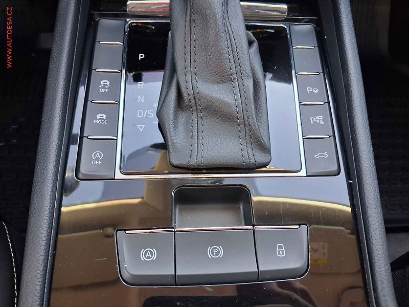 Škoda Superb (2020) 2.0 TDi, 2.maj,ČR, L&K, DSG - fotka 13 z 20
