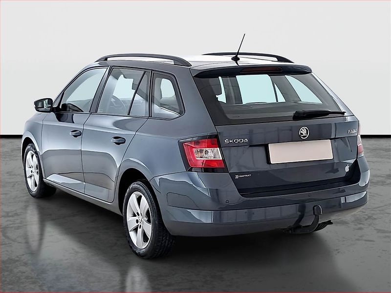 Škoda Fabia (2018) Style 1.0 TSI, Park. senzory - fotka 4 z 19