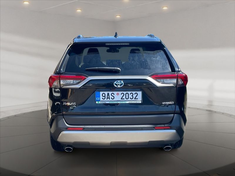 Toyota RAV4 2,5 Hybrid Comfort 4WD AT - fotka 5 z 11