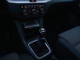 Volkswagen Sharan 2.0TDI MAN 7MÍST TAŽNÉ KAMERA - náhled 38