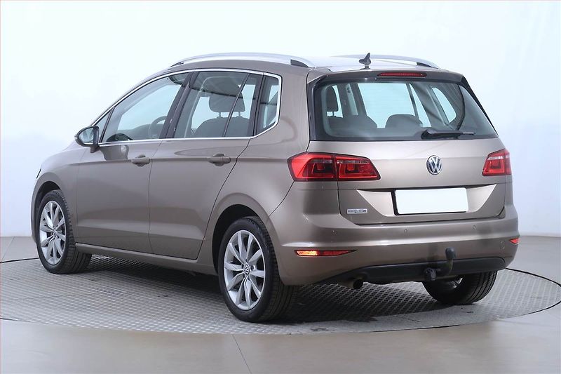 Volkswagen Golf Sportsvan (2017) Highline 1.6 TDI, Automat - fotka 4 z 23