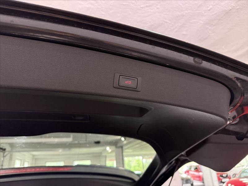 Audi SQ5 3,0   TDI 313HP QUATTRO BI-XEN - fotka 33 z 41