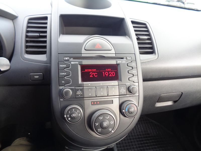 Kia Soul 1,6 - fotka 11 z 12