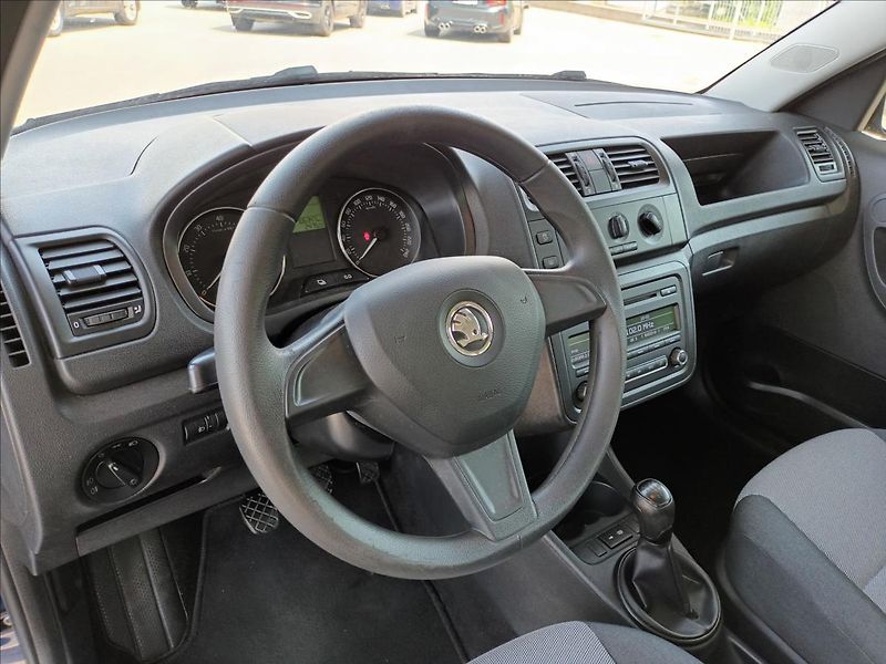 Škoda Roomster 1,2 TSI, 63KW, KLIMA,SERVISKA - fotka 11 z 35