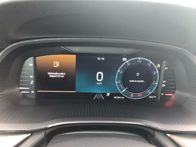 Škoda Octavia 2.0 TDI Ambition - fotka 19 z 28