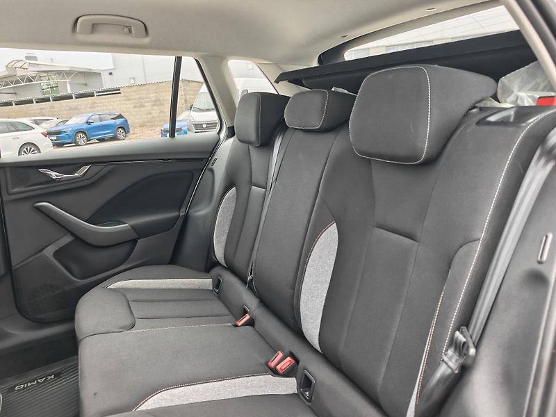Škoda Kamiq Selection 6MP 1,0TSI - fotka 8 z 22