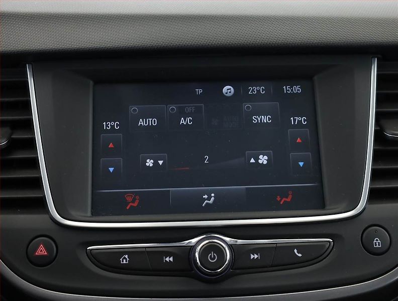 Opel Crossland X (2018) 1.2 Turbo, ČR,1.maj - fotka 13 z 17