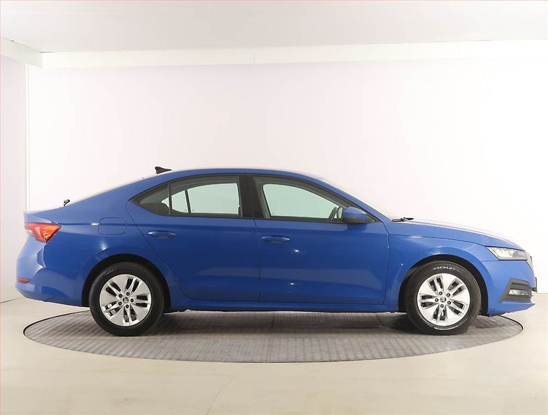Škoda Octavia (2020) Ambition Plus 2.0 TDI - fotka 6 z 24