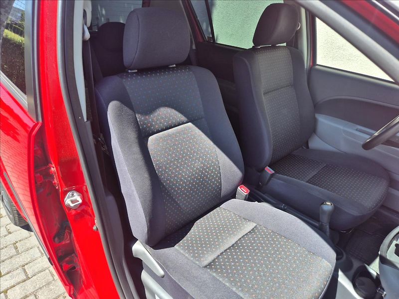 Daihatsu Sirion 1,0 i 51Kw Klima ALU - fotka 20 z 26