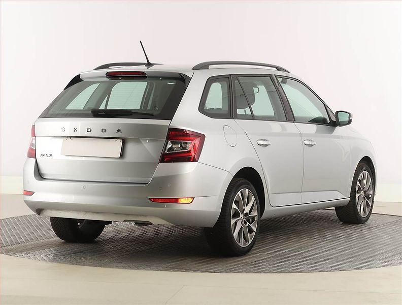 Škoda Fabia (2021) 1.0 TSI, Serv.kniha, Navi - fotka 5 z 20