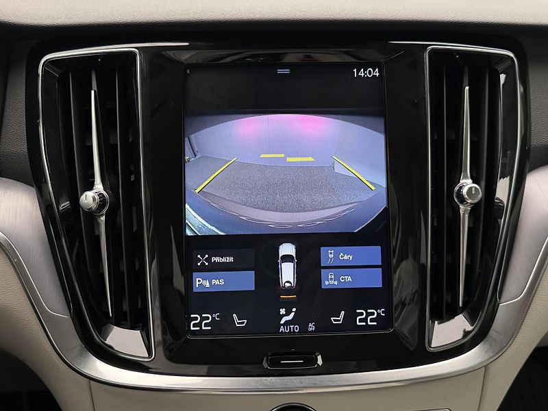 Volvo V60 CC D4 AWD MOMENTUM POLESTAR  - fotka 39 z 40