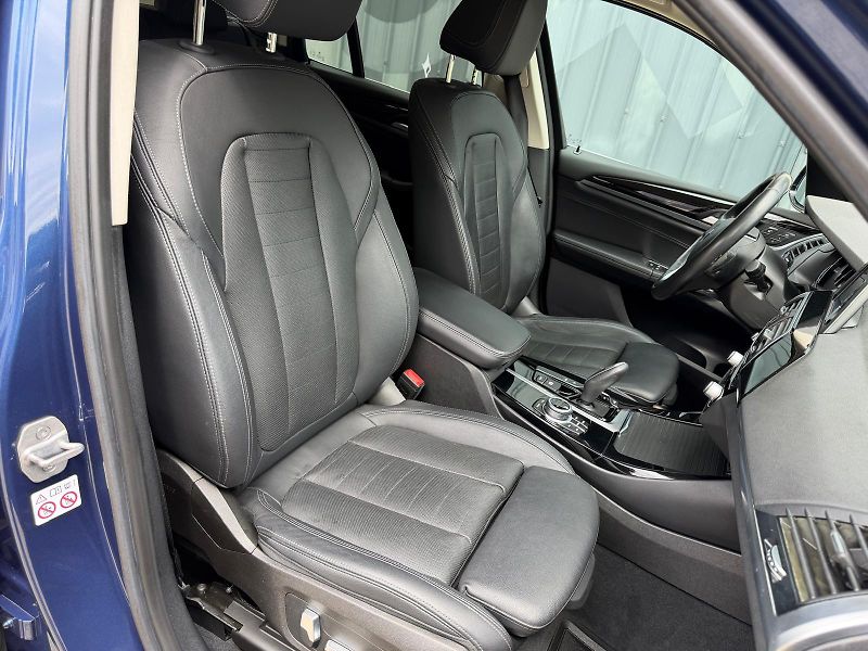 BMW X3 3,0 D xDrive/1.maj./DPH/ČR/ - fotka 22 z 32