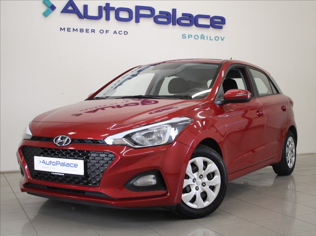Hyundai i20 1,3 i 55kW Family+ 27 200km!