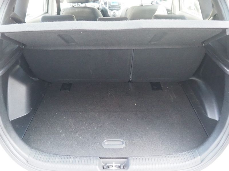 Hyundai ix20 (2014) 1.4 CVVT, Tažné - fotka 13 z 36