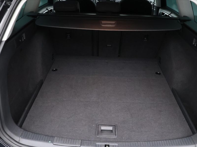 Volkswagen Golf 2.0 TDI 110KW DSG 4Motion - fotka 10 z 30