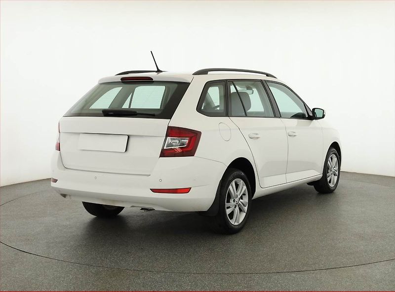Škoda Fabia (2021) Style 1.0 TSI, Tempomat - fotka 5 z 19
