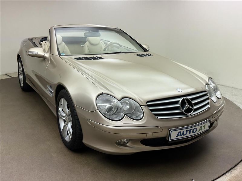 Mercedes-Benz SL 5,0 500 V8 225kW AT KŮŽE - fotka 3 z 48