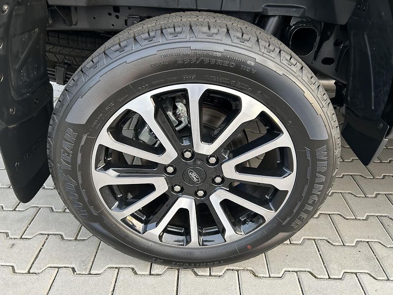 Ford Ranger 3.0 EcoBlue V6 176 kW PLATINUM - fotka 6 z 32