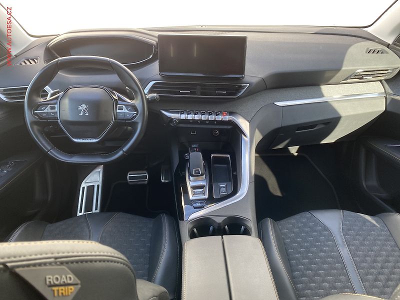 Peugeot 3008 (2021) 1.2PT, Road Trip, AT, LED - fotka 8 z 17