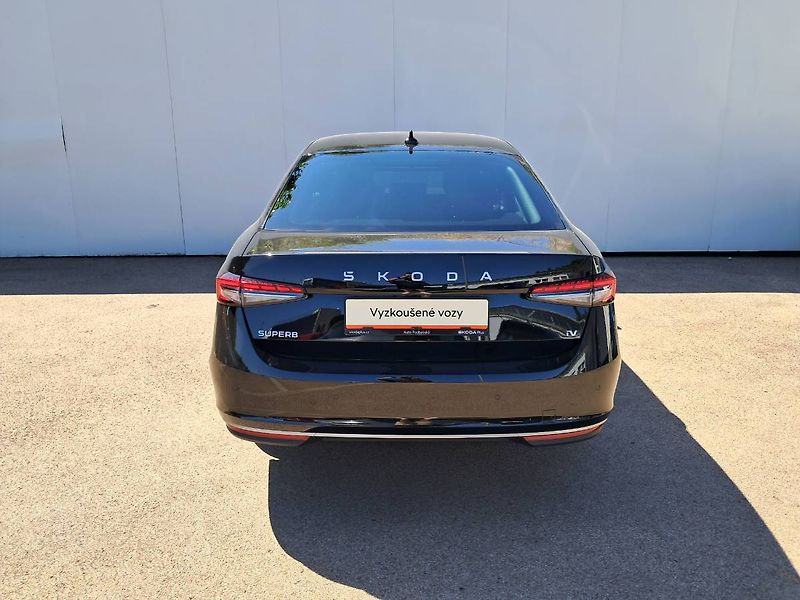 Škoda Superb (2025) iV L&K 1.5 TSI /110 kW DSG6 - fotka 32 z 34