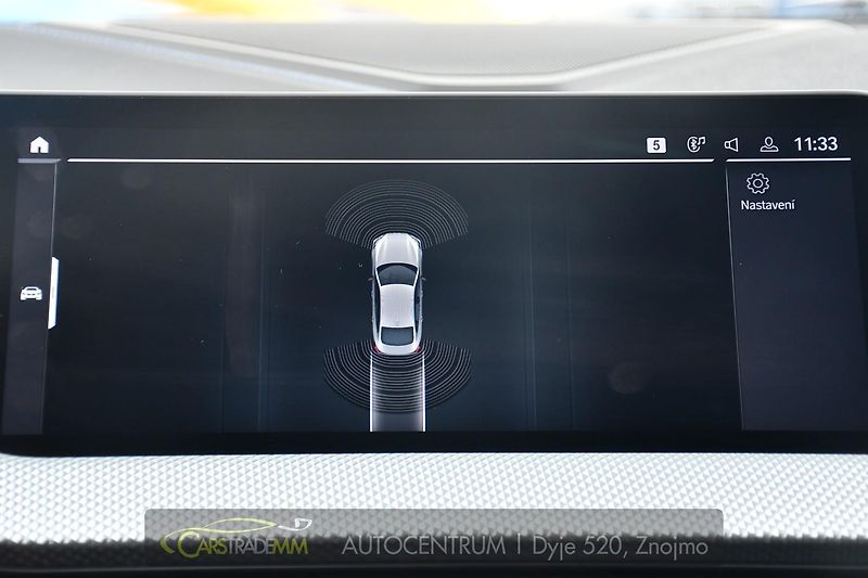 BMW Řada 2 218d M-SPORT 1M ČR HUD - fotka 39 z 46