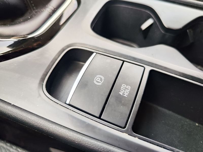 Hyundai Tucson 1.6 T-GDI/110kW Freedom Navi - fotka 28 z 37