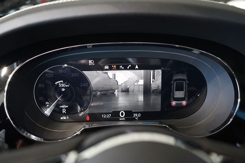 Bentley Bentayga V8, AWD, Panorama, 360° kamera - fotka 28 z 50