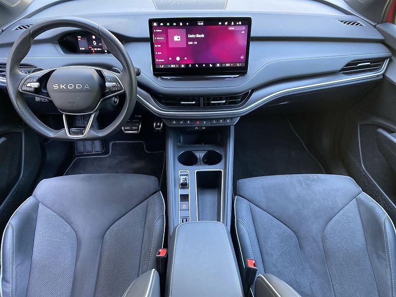 Škoda Elroq (2025) 85 SportLine - fotka 5 z 38