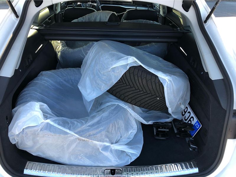 Audi A6 Avant 3,0 TDI Quattro - fotka 13 z 30