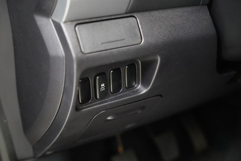 Mitsubishi Outlander - fotka 14 z 24