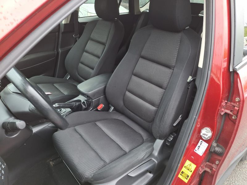 Mazda CX-5 2.0 121 kw  Rezervace - fotka 19 z 39