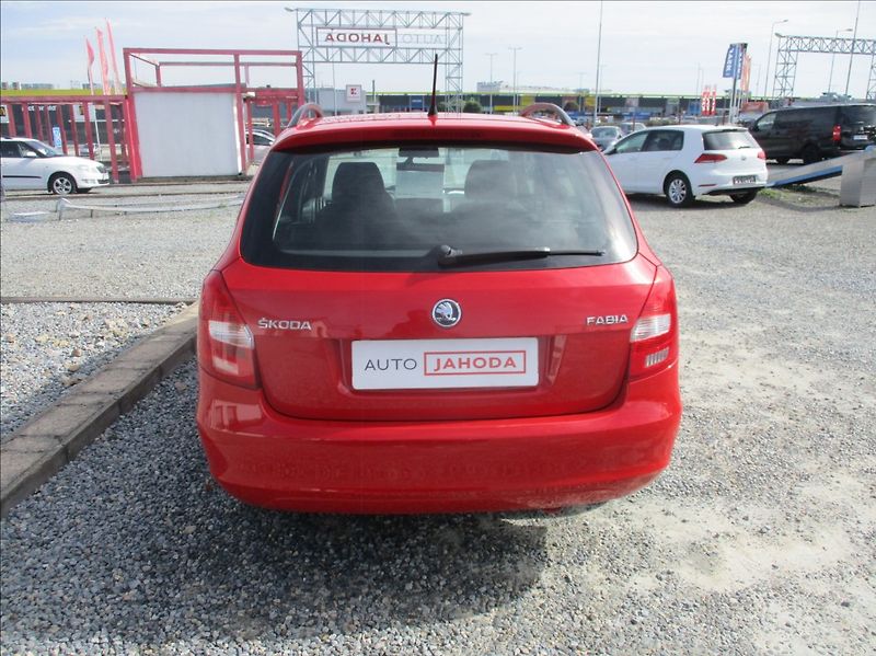 Škoda Fabia 1,2 TSI, 77kW, klima,servis, - fotka 7 z 23