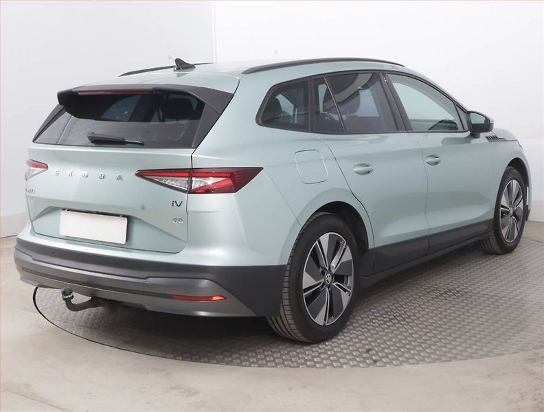 Škoda Enyaq (2022) 60 (62 kWh), SoH 92% - fotka 5 z 19