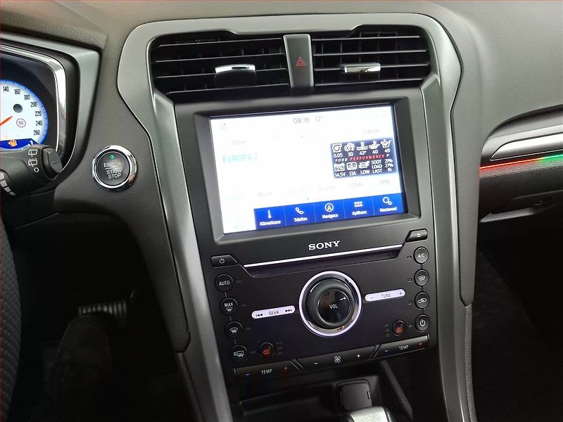 Ford Mondeo (2015) 2.0 TDCI, Automat, Navi - fotka 12 z 22