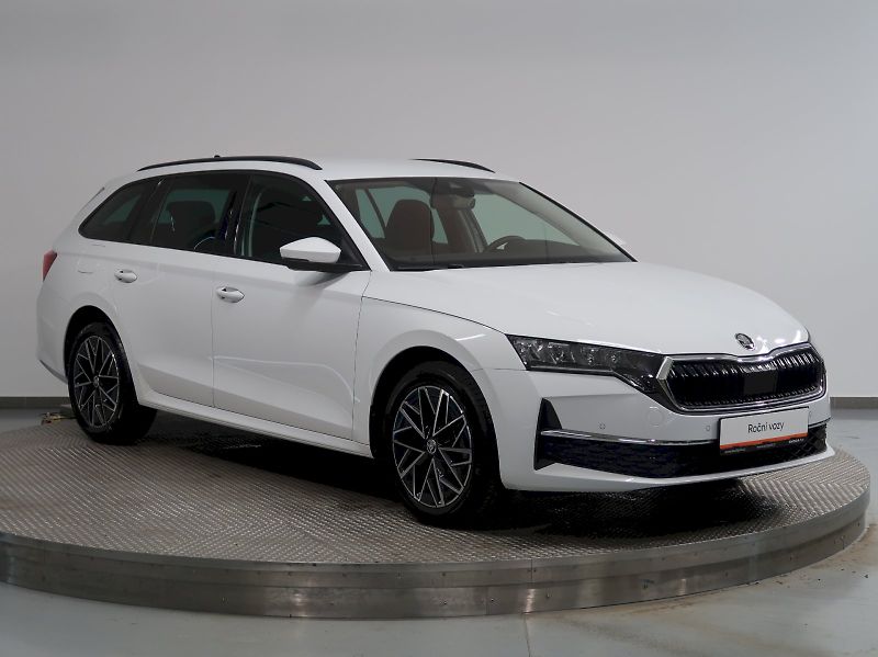 Škoda Octavia (2024) TOP SELECTION 1.5TSI 110KW - fotka 6 z 37