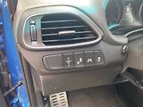 Hyundai i30 1.4 - PREMIUM - NÍZKÉ KM - náhled 12