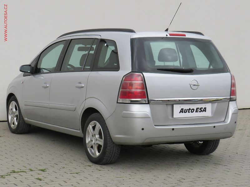 Opel Zafira (2006) 1.9CDTi, AC, tempo, park - fotka 6 z 15