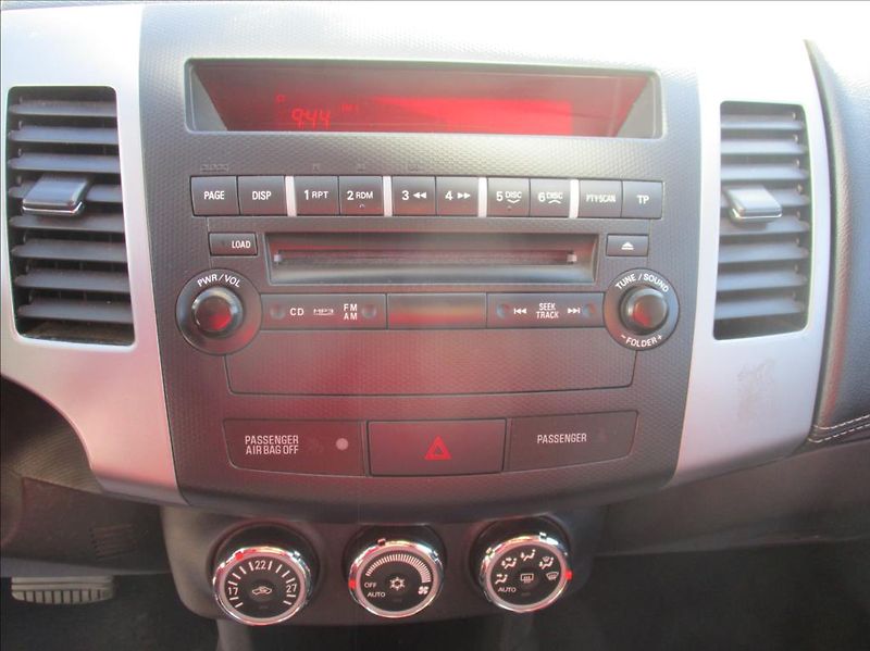 Mitsubishi Outlander 2,2 DI-D, Automat,4x4, klima, - fotka 17 z 32