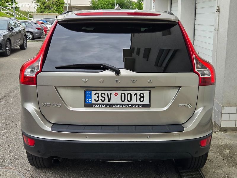 Volvo XC60 (2011) 2.0D 120Kw Manuál - fotka 6 z 29