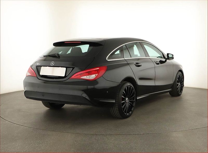Mercedes-Benz CLA (2016) 180 CDI, Kůže, Tempomat - fotka 5 z 13